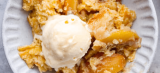 5-Ingrediënten Perzik Dump Cake |  De receptcriticus